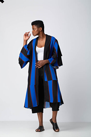 Antonia M Wrap dress with tie waist