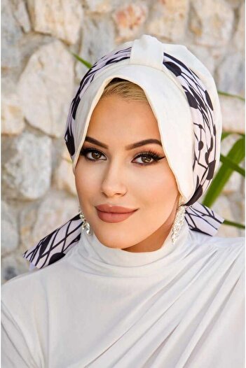 Aişe tesettür Off-White Pointed Banded Hat Bonnet