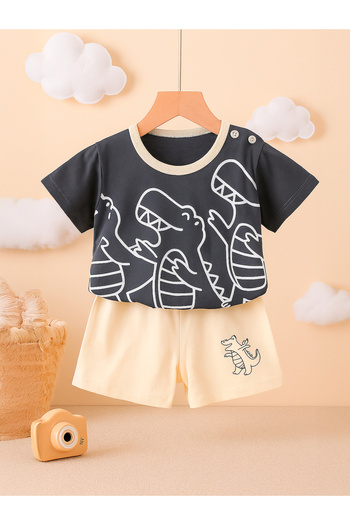 NEEMO Distinctive and comfortable children's set consisting of a T-shirt and shorts