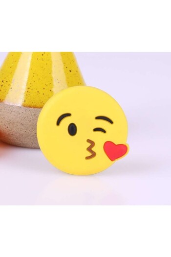 Universal Adhesive phone stand animated model 20