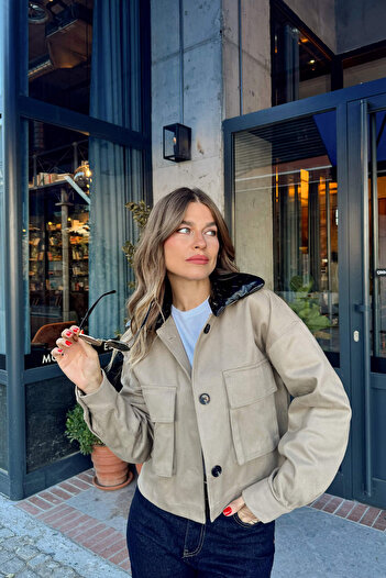 Sue Store Beige Leather Collar Lined Gabardine Jacket