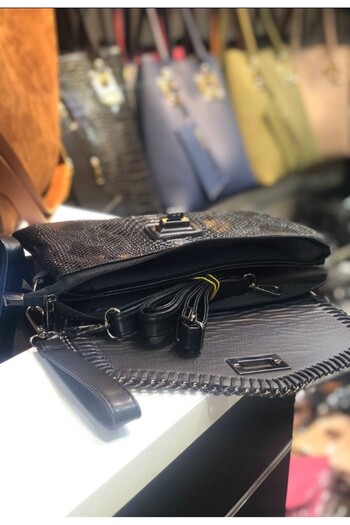 eflanmoda Crocodile Pattern Women's Portfolio and Long Strap Shoulder Bag