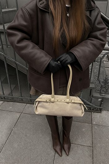 BAHELS Women's Beige Belté Suede Hand and Shoulder Bag