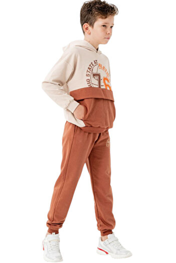 İrem Çocuk Giyim Boy's 76 Patterned Kangaroo Pocket Hooded Brown Color Tracksuit Set