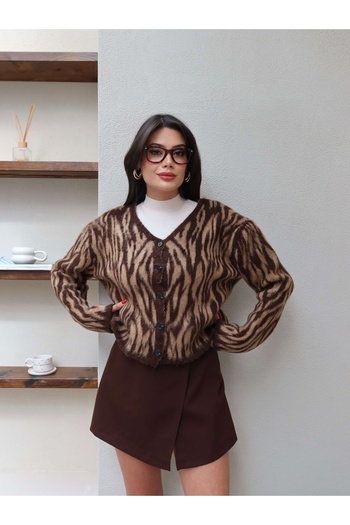 ESRAHELVACI Zebra Pattern Buttoned Cardigan