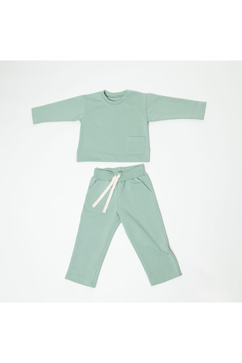 OEM Green tracksuit for children