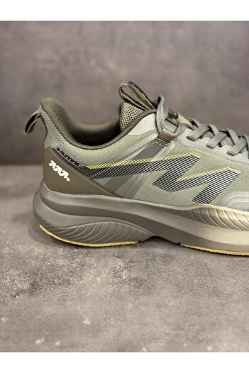 HUMTTO Lightweight Comfort Sole Running Shoes (the Size Is One Number Smaller Than Usual)