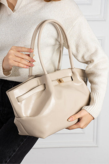 Rivina Zue Women's Premium Mink Hand and Shoulder Bag with Special Lock Accessories