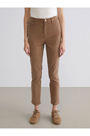 LC Waikiki Narrow Fit Velvet Women's Trousers