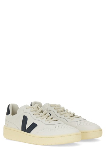 VEJA Sneaker V-90