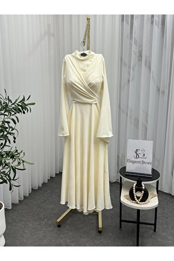 Angelinaa Sarah's dress
