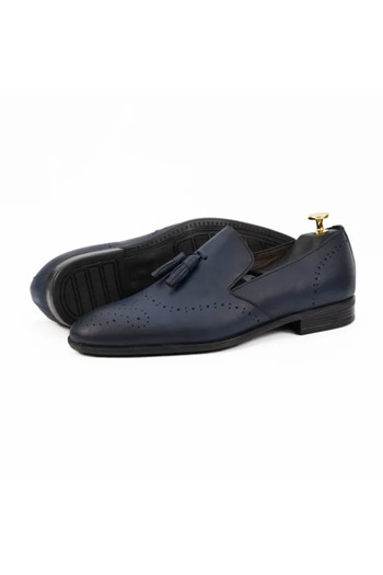 Piello Genuine leather loafers with perforated details and decorative tassels, Blue