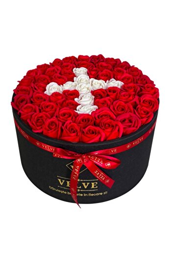 velve Country floral arrangement, in a round box with 55 soap roses, Switzerland