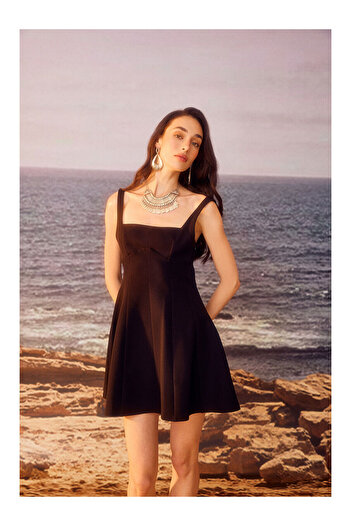 LC Waikiki Square Neck Mini Dress with Ribbon Detail on the Back Black