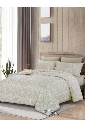 Donetella 4-Piece Comforter Set - Single Size 170x230cm, Printed, All Season, Microfiber, 350 GSM Filling.