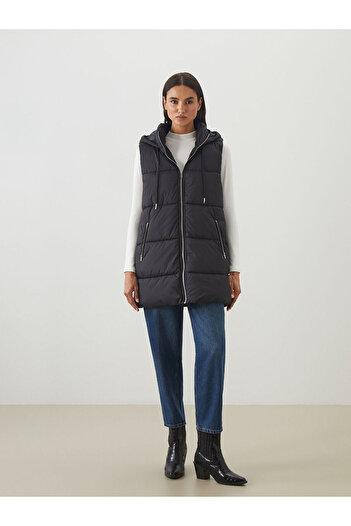 LC Waikiki Black Hooded Women's Puffer Vest