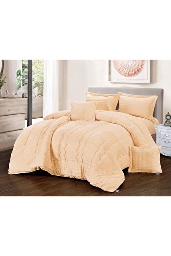 SNOOZYL Winter double bedspread made of soft velvet and royal fur to give you warmth and elegance