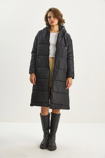 Bianco Lucci Women's Hooded Long Puffer Coat T5120 60283600