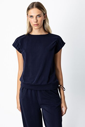 On Fashion On Crew Neck Blouse with Stitched Sleeves -66355