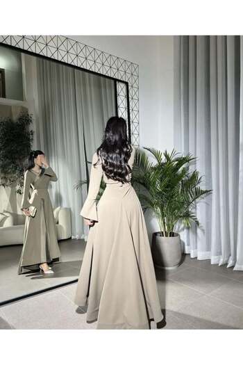 Al Jawhara Elegant and covering dress