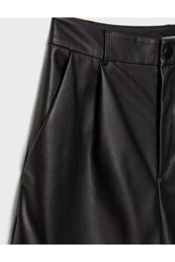 Stradivarius shorts, black