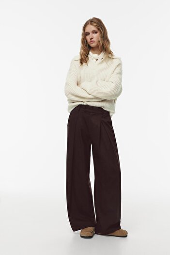 Pull & Bear Darted smart trousers with volume