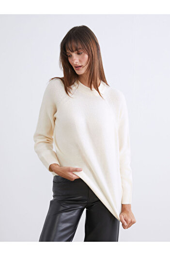 LC Waikiki Ecru Crew Neck Women's Knitwear Sweater