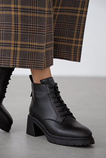 selinshoes Dorin Genuine Leather Lace-Up Women's Boots - Black