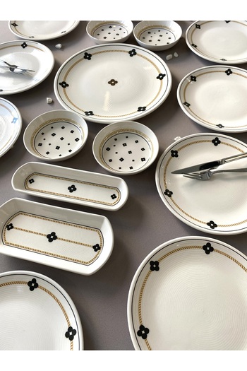 Areyma Pearl Flower 12 Person 21 Piece Breakfast Set