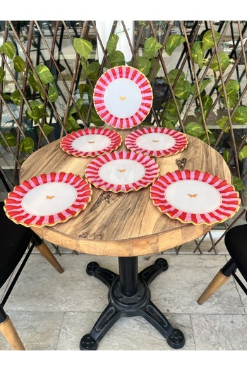 GÜRCÜGLASS Pink Butterfly Cake Plate