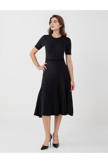 Jimmy Key Black Slim Fit Crew Neck Knit Midi Dress