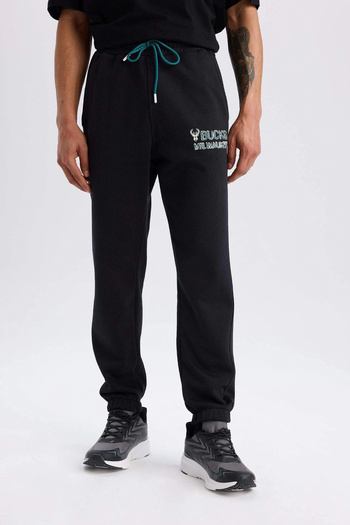 DeFacto D6692 Black Defactofit Nba Milwaukee Bucks Thick Jogger Sweatpants Standard Fit with Pockets Waist