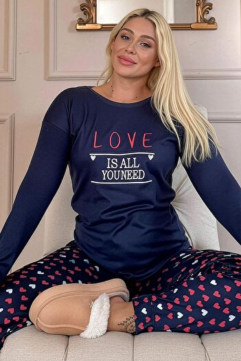 Pijamaevi Navy Blue Love Patterned Thermal Women's Pajama Set