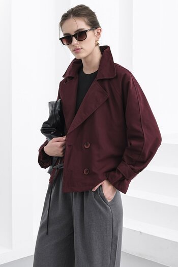 VAGGON Women's Burgundy Double Button Double Breasted Collar Short Trench Coat Vs01233