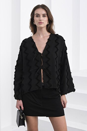 VAGGON Women's Black Lace-Up Detailed Zigzag Patterned Blouse Vs01236