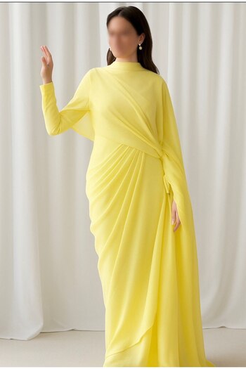 Generic Elegant dress in bright yellow