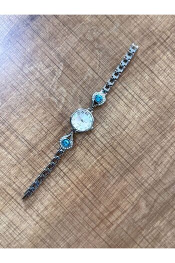 LOOQ Zircon Stone Detailed Women's Wristwatch Vintage
