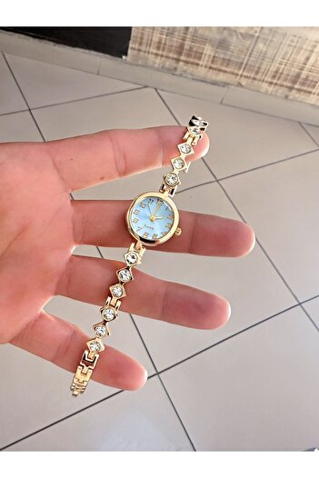 LOOQ Vintage Zircon Stone Detailed Stylish Minimal Women's Wristwatch