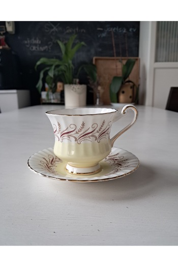 ABBETC Paragon Floral Antique Double Size Coffee Cup Fine Bone China