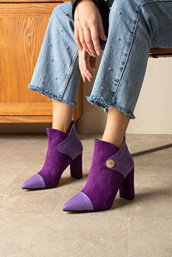 BERFONA Layla Purple Suede 7 cm Heel Button Detail Zippered Boots Bottie