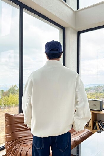 Flaw Wear Half Zip Sweatshirt
