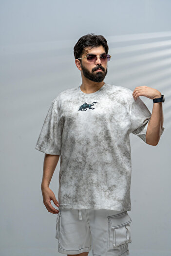 saneafn White T-shirt with Yami Sukehiro character design