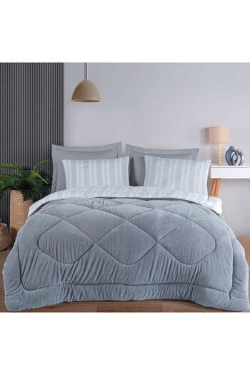 Eponj Home Winter quilted double bed sleeping set with velvety surface, Soft Line Light grey