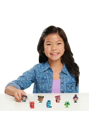 OEM Set figurine Disney Doorables Multi Peek Pack, 5-7 figurine, design detaliat, culori vibrante