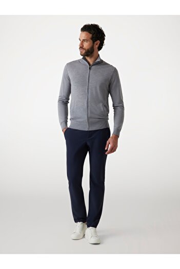 Guess Fred Full Zipped Swingtee (or Fred Full Zipped Sweatshirt)