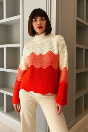 Cemre Life Women's Turtleneck Knit Sweater - Wave Pattern Color Gradient