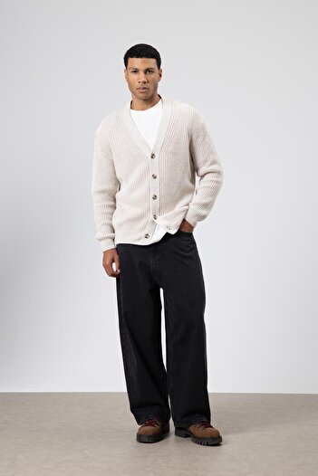 VAMOSCLO V-Neck Buttoned Knit Cardigan Sweater Light Stone