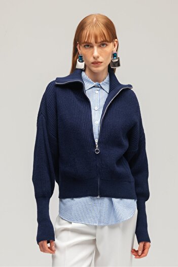 Saade Navy Blue Women's Oversized Long Sleeve Zippered Half Turtleneck Knit Cardigan