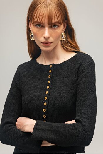 Saade Black Women's Wooden Buttoned Long Sleeve Crew Neck Knitwear Cardigan