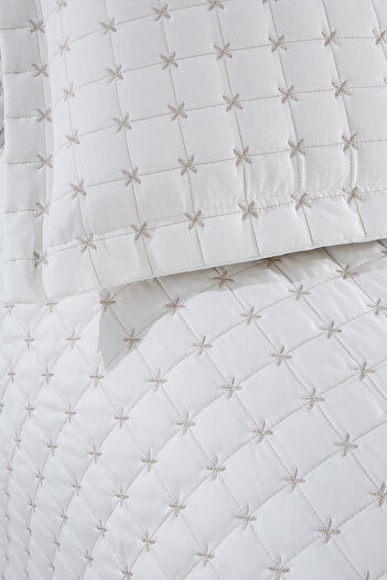 CeyCeyCatch Yıldız Single Quilted Bedspread Cream
